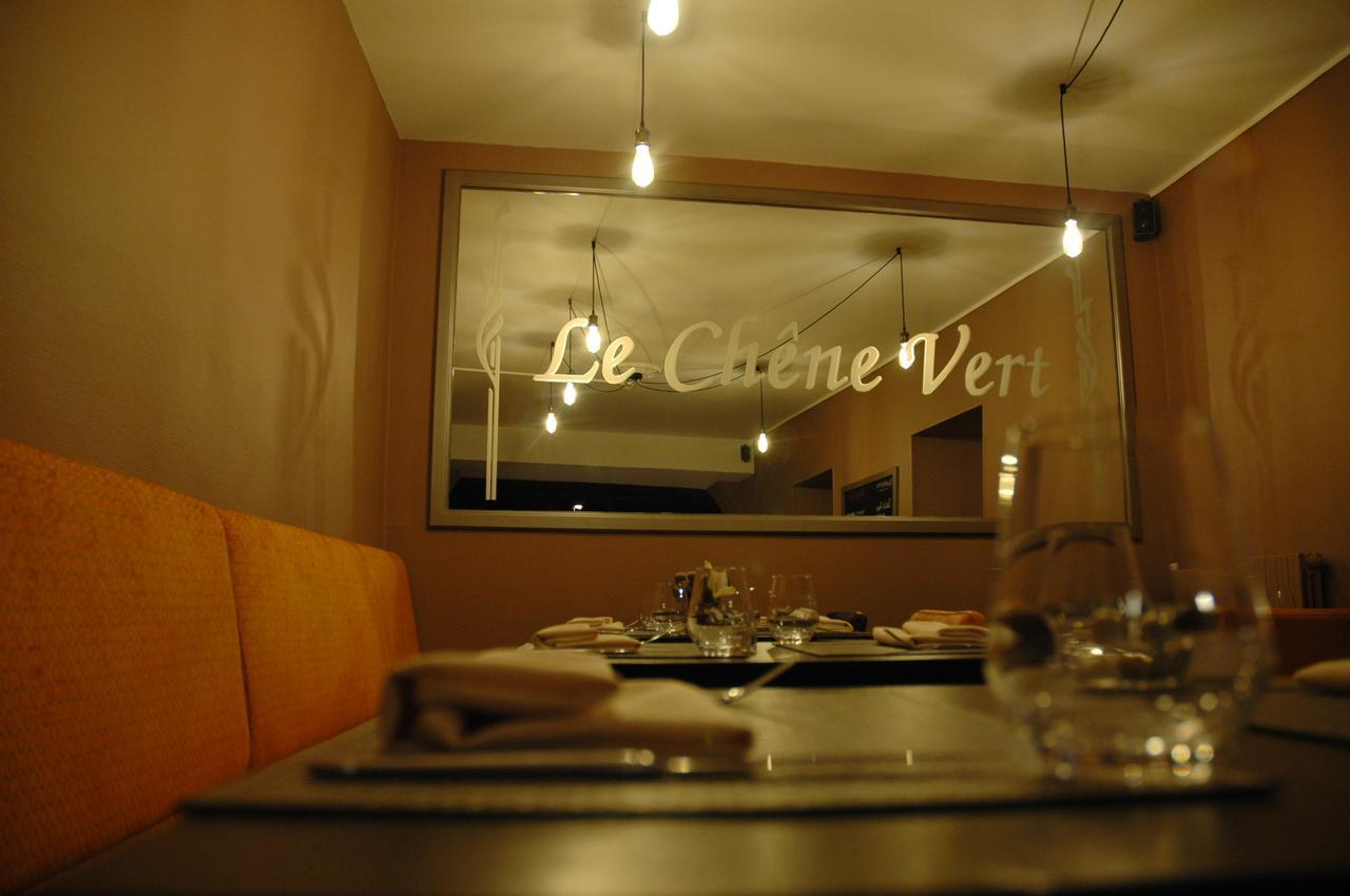 Logis Hotel Le Chene Vert Савне Екстериор снимка